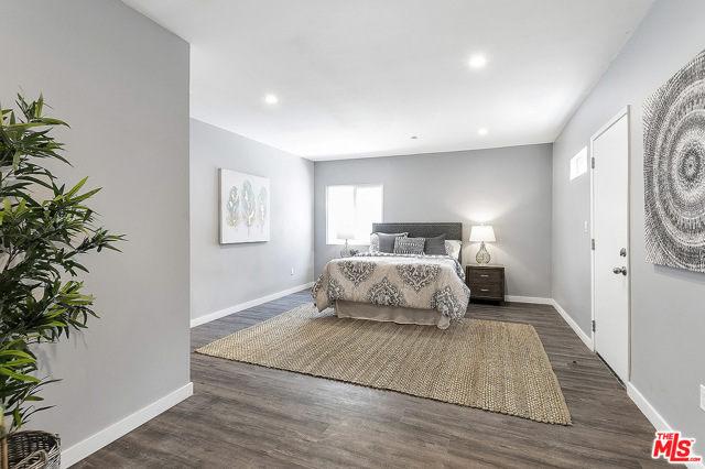 4 Bed Home for Sale in Los Angeles, California