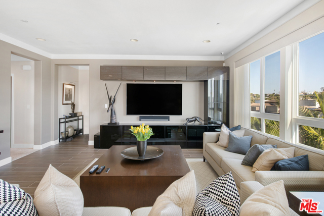 3 Bed Home for Sale in Playa Vista, California