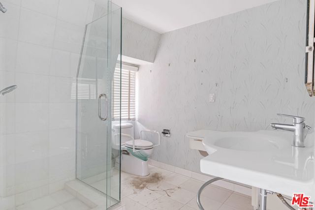 3 Bed Home for Sale in Sherman Oaks, California