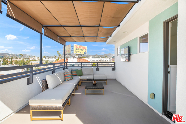 2 Bed Home for Sale in Los Angeles, California