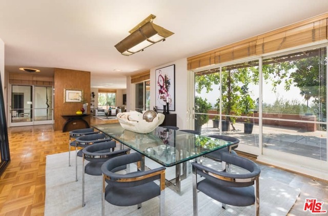 5 Bed Home for Sale in Los Angeles, California