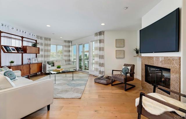 101 Highland Avenue, Manhattan Beach, California 90266, 4 Bedrooms Bedrooms, ,3 BathroomsBathrooms,Residential,Sold,Highland,NDP2101960