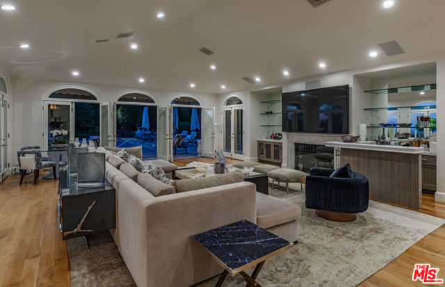 Property Photo 34