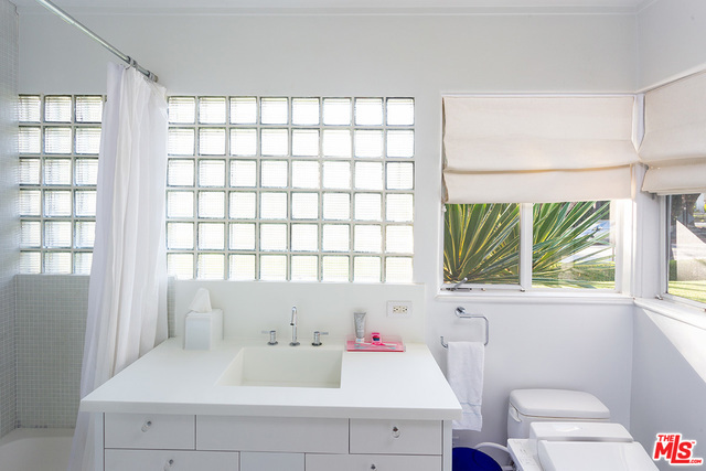 4 Bed Home for Sale in Los Angeles, California