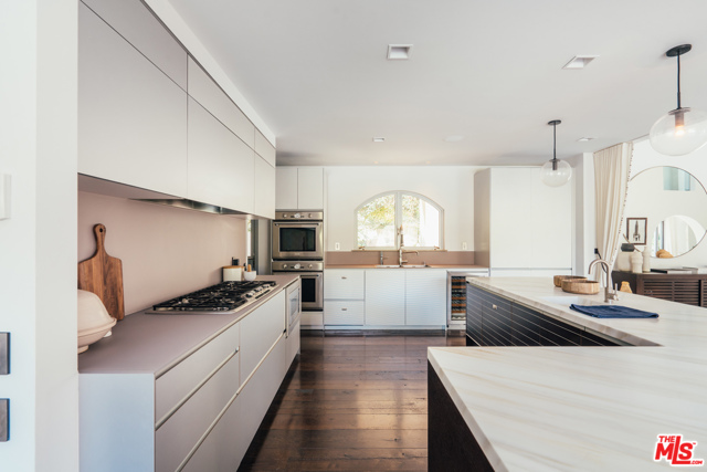 5 Bed Home for Sale in Pacific Palisades, California
