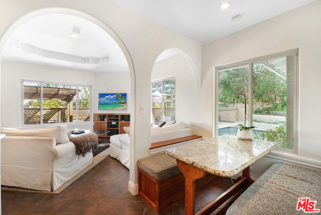3 Bed Home for Sale in Sherman Oaks, California