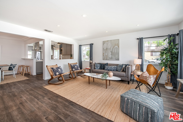 5 Bed Home for Sale in Santa Monica, California