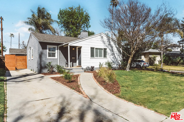 2 Bed Home for Sale in Van Nuys, California