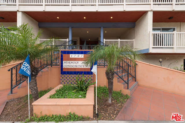 1707 PACIFIC COAST Highway, Hermosa Beach, California 90254, 1 Bedroom Bedrooms, ,1 BathroomBathrooms,Residential,Sold,PACIFIC COAST,18303546