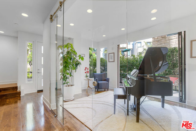 3 Bed Home for Sale in Playa Vista, California