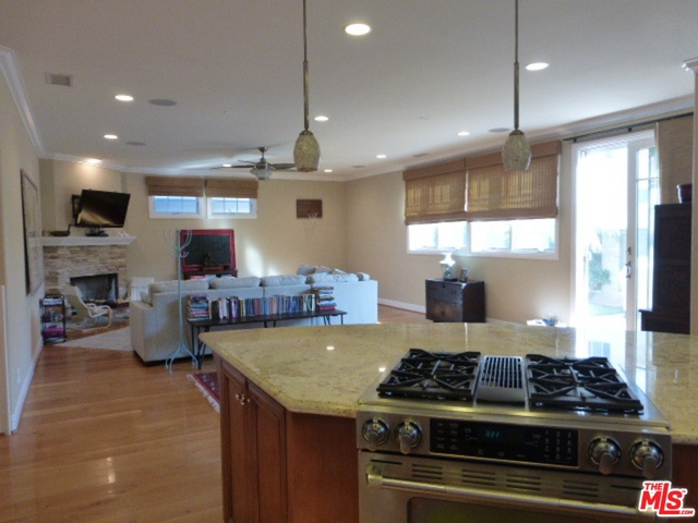 548 21ST Street, Hermosa Beach, California 90254, 5 Bedrooms Bedrooms, ,4 BathroomsBathrooms,Residential,Sold,21ST,18407334