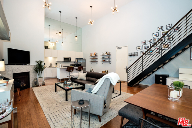 2 Bed Home for Sale in Los Angeles, California