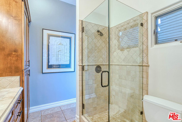 5 Bed Home for Sale in Calabasas, California