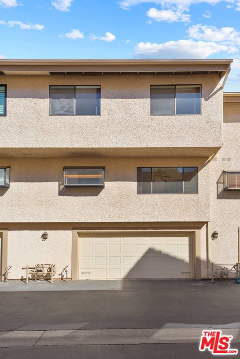 3 Bed Home for Sale in Calabasas, California