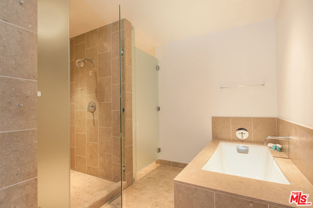 3 Bed Home for Sale in Los Angeles, California