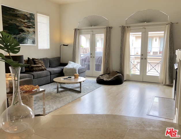 3 Bed Home for Sale in Los Angeles, California