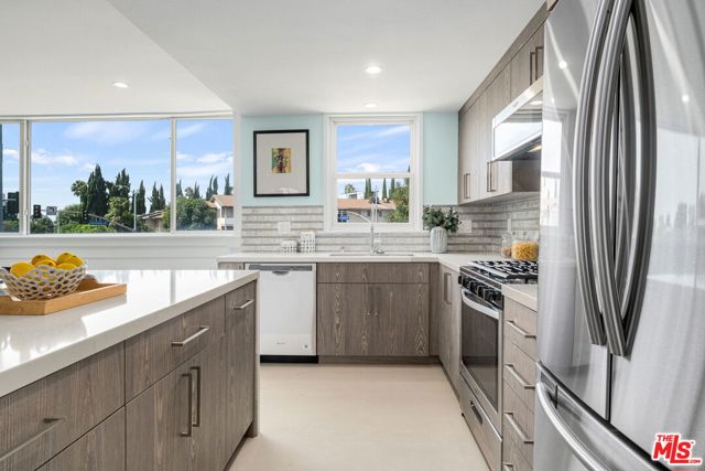  Income Home for Sale in Los Angeles, California