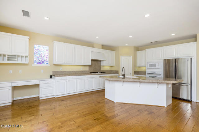 4 Bed Home for Sale in Newbury Park, California