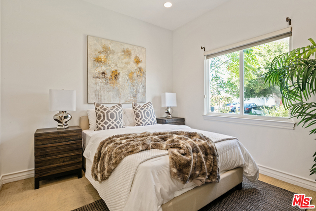 1617 CHESTNUT Avenue, Manhattan Beach, California 90266, 5 Bedrooms Bedrooms, ,4 BathroomsBathrooms,Residential,Sold,CHESTNUT,19510770