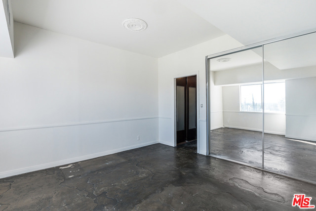 1 Bed Home for Sale in West Hollywood, California