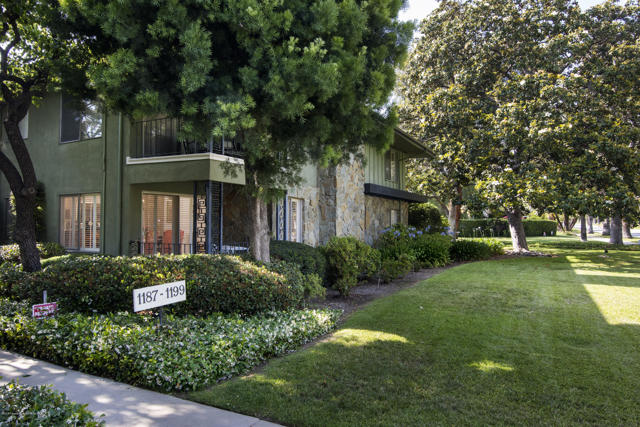 Thumbnail for 1187  S Orange Grove BLVD