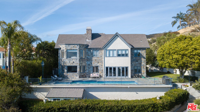 Photo of 16660 CUMBRE VERDE Court, Pacific Palisades, CA 90272