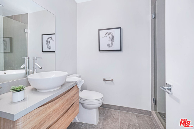3 Bed Home for Sale in Los Angeles, California