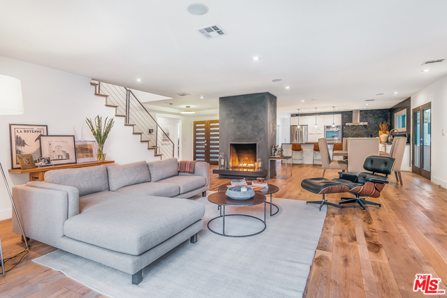 4 Bed Home for Sale in Venice, California