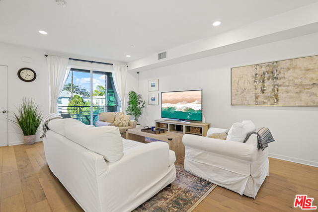 3 Bed Home for Sale in Valley Village, California