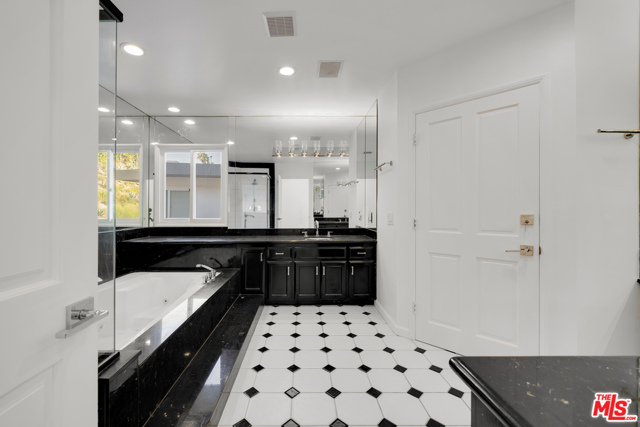 4 Bed Home for Sale in Beverly Hills, California