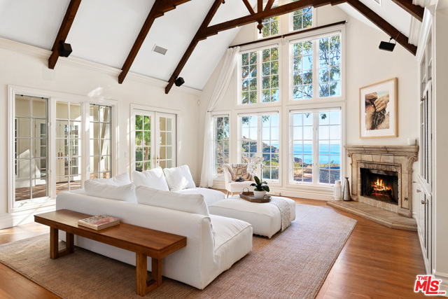 4 Bed Home for Sale in Malibu, California