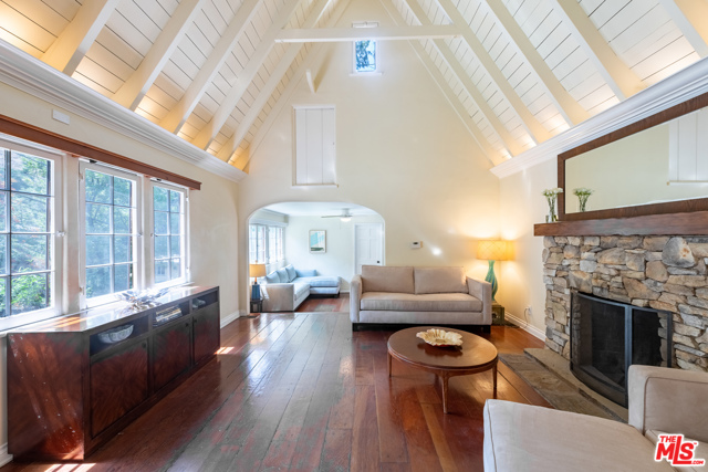 3 Bed Home for Sale in Beverly Hills, California