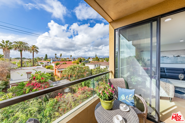 3 Bed Home for Sale in Los Angeles, California