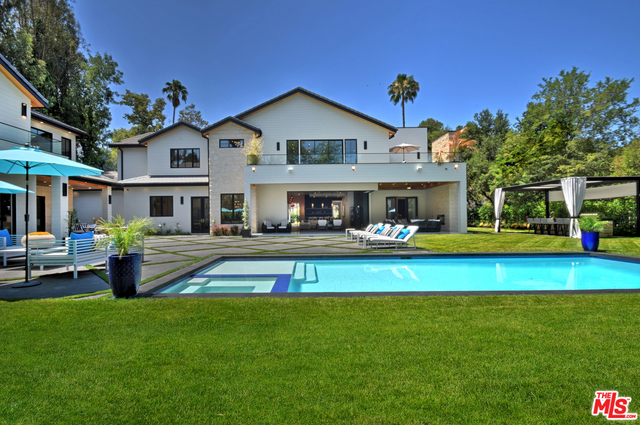 10 Bed Home for Sale in Encino, California