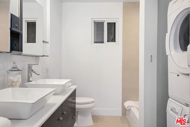  Income Home for Sale in Los Angeles, California