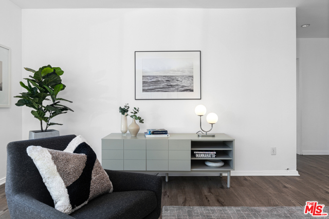 1 Bed Home for Sale in West Hollywood, California
