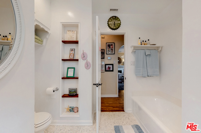 3 Bed Home for Sale in Studio City, California