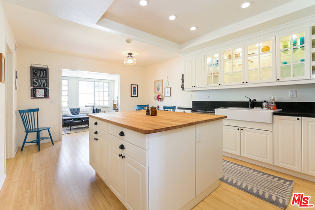 2301 MATHEWS Avenue, Redondo Beach, California 90278, 2 Bedrooms Bedrooms, ,3 BathroomsBathrooms,Residential,Sold,MATHEWS,18379254