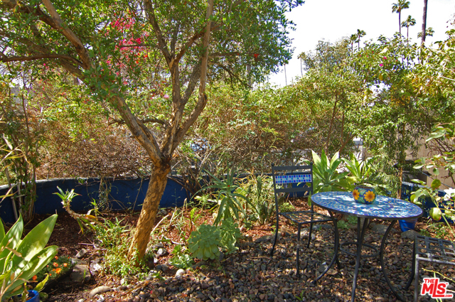2 Bed Home for Sale in Los Angeles, California