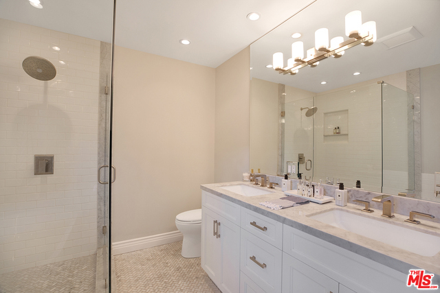 3 Bed Home for Sale in Sherman Oaks, California