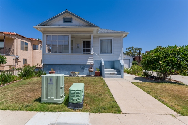3020 Byron Street