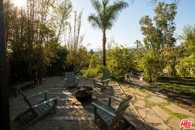 2 Bed Home for Sale in Los Angeles, California