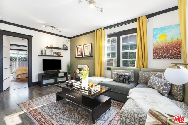 2 Bed Home for Sale in Los Angeles, California