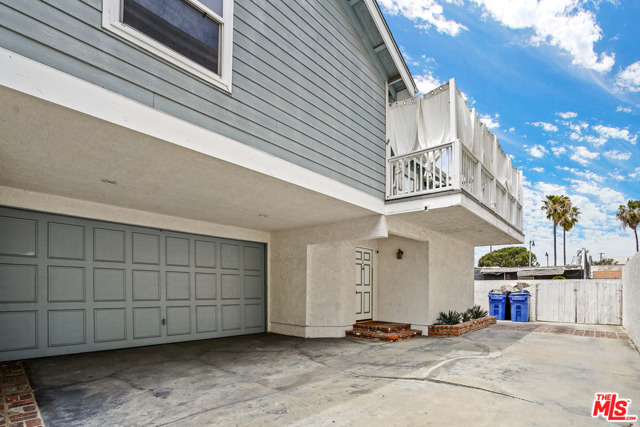 2417 Vanderbilt Lane, Redondo Beach, California 90278, 3 Bedrooms Bedrooms, ,3 BathroomsBathrooms,Residential,Sold,Vanderbilt,21723444