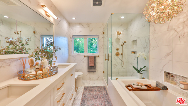 4 Bed Home for Sale in Encino, California