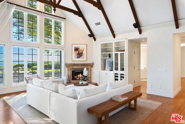 4 Bed Home for Sale in Malibu, California
