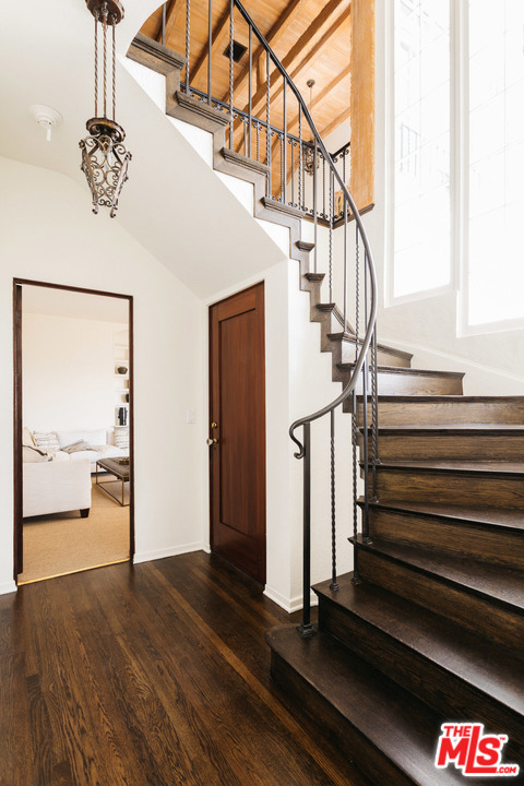 4 Bed Home for Sale in Los Angeles, California