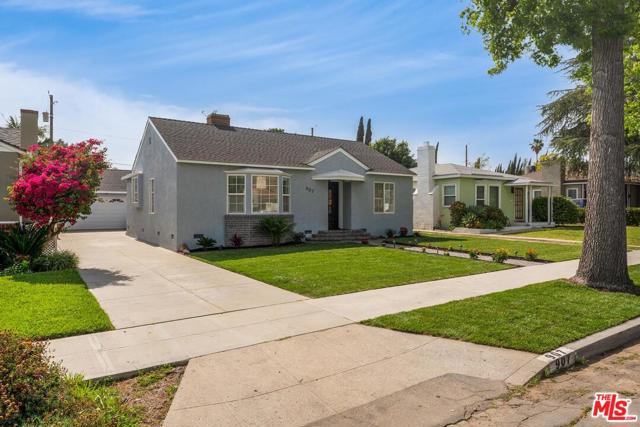 3 Bed Home for Sale in Burbank, California