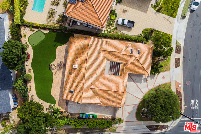 30945 RUE VALOIS, Rancho Palos Verdes, California 90275, 4 Bedrooms Bedrooms, ,3 BathroomsBathrooms,Residential,Sold,RUE VALOIS,20539622