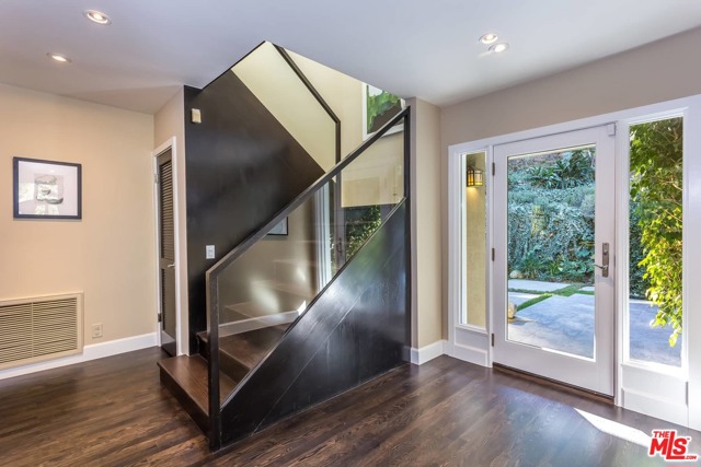 4 Bed Home for Sale in Los Angeles, California